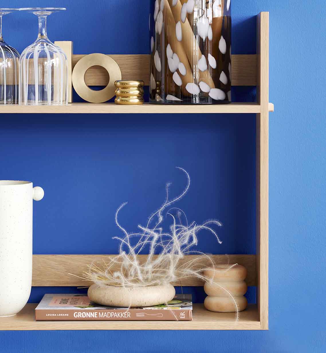 Lojo Shelf