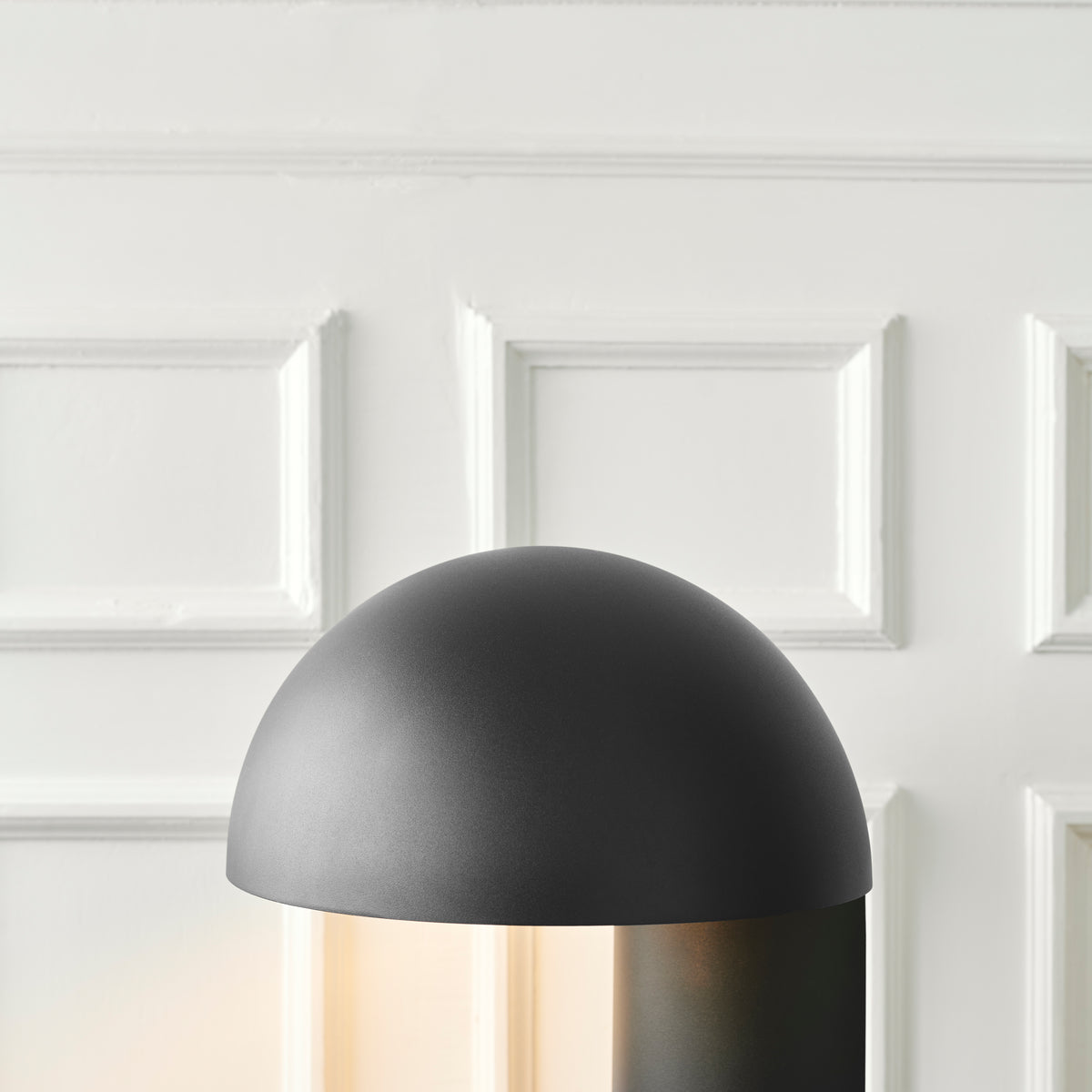 LEERY Table Lamp black