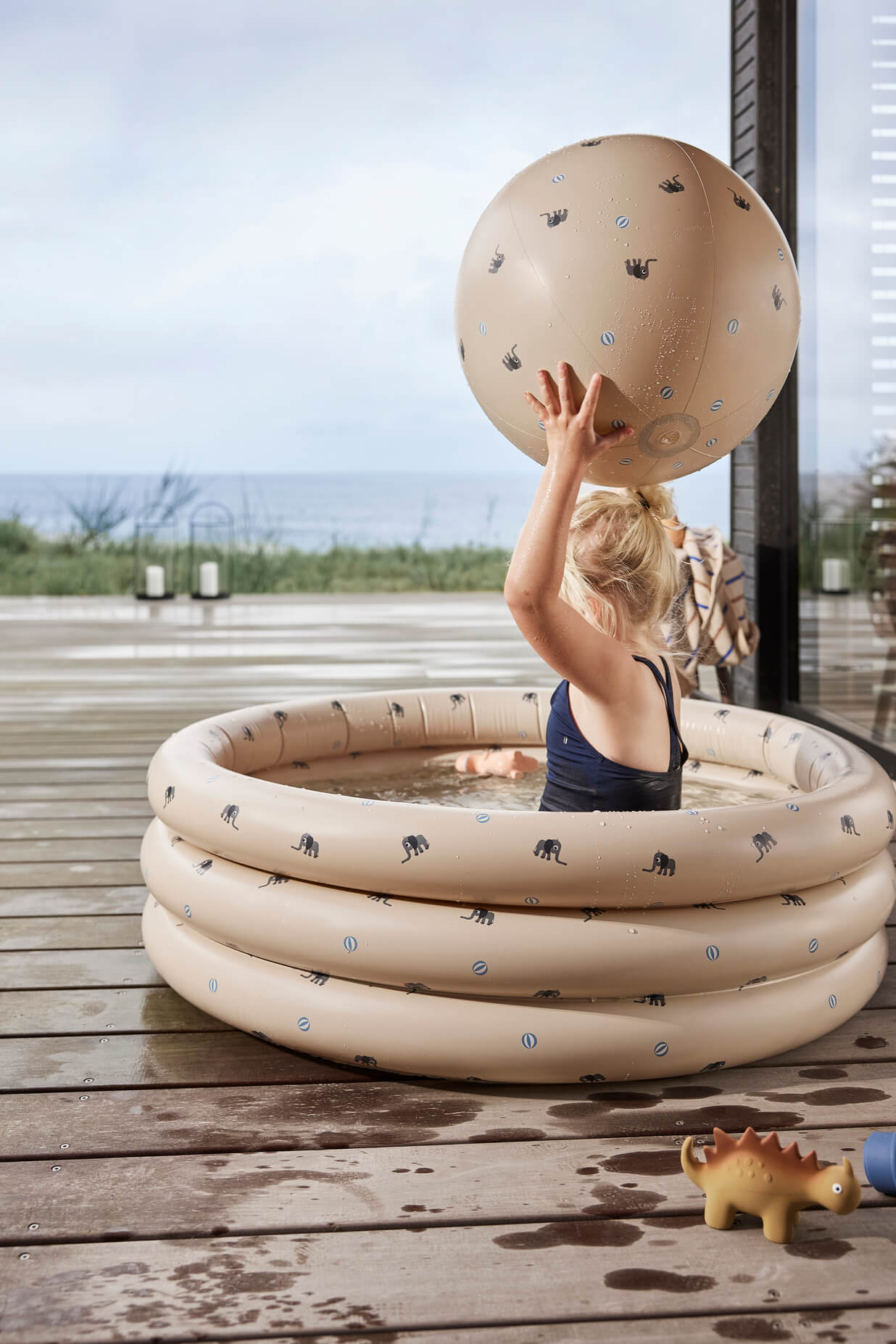 Elephant Swimming Pool Small & Beach Ball