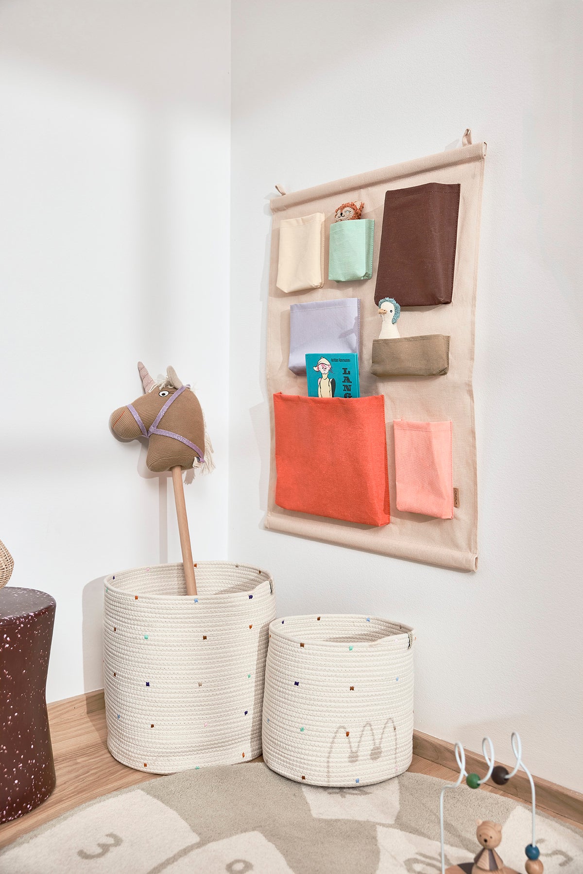 Saga Wall Storage